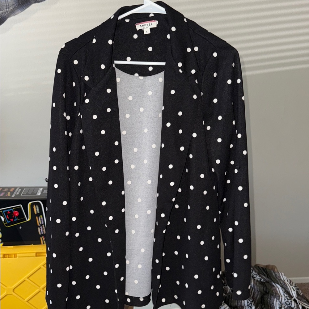 ANDREE BY UNIT Black and White Polka Dot Blazer